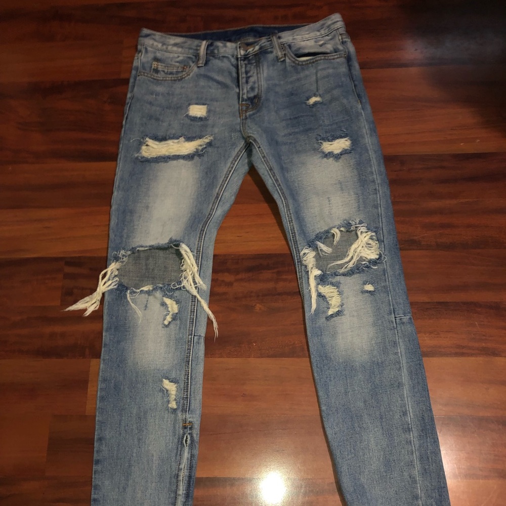 MNML Distressed zipper denim size 33
